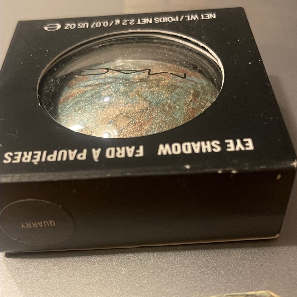 BNIB MAC Eyeshadow Quarry